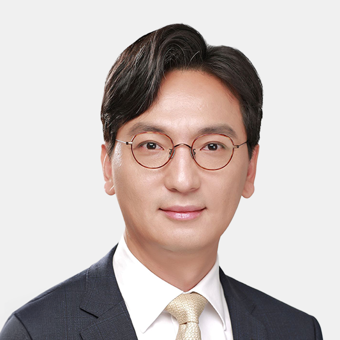 장진석